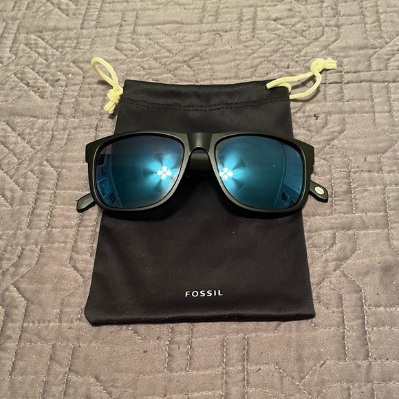 FOSSIL Sunglasses Black / Blue lenses - Picture 6 of 6